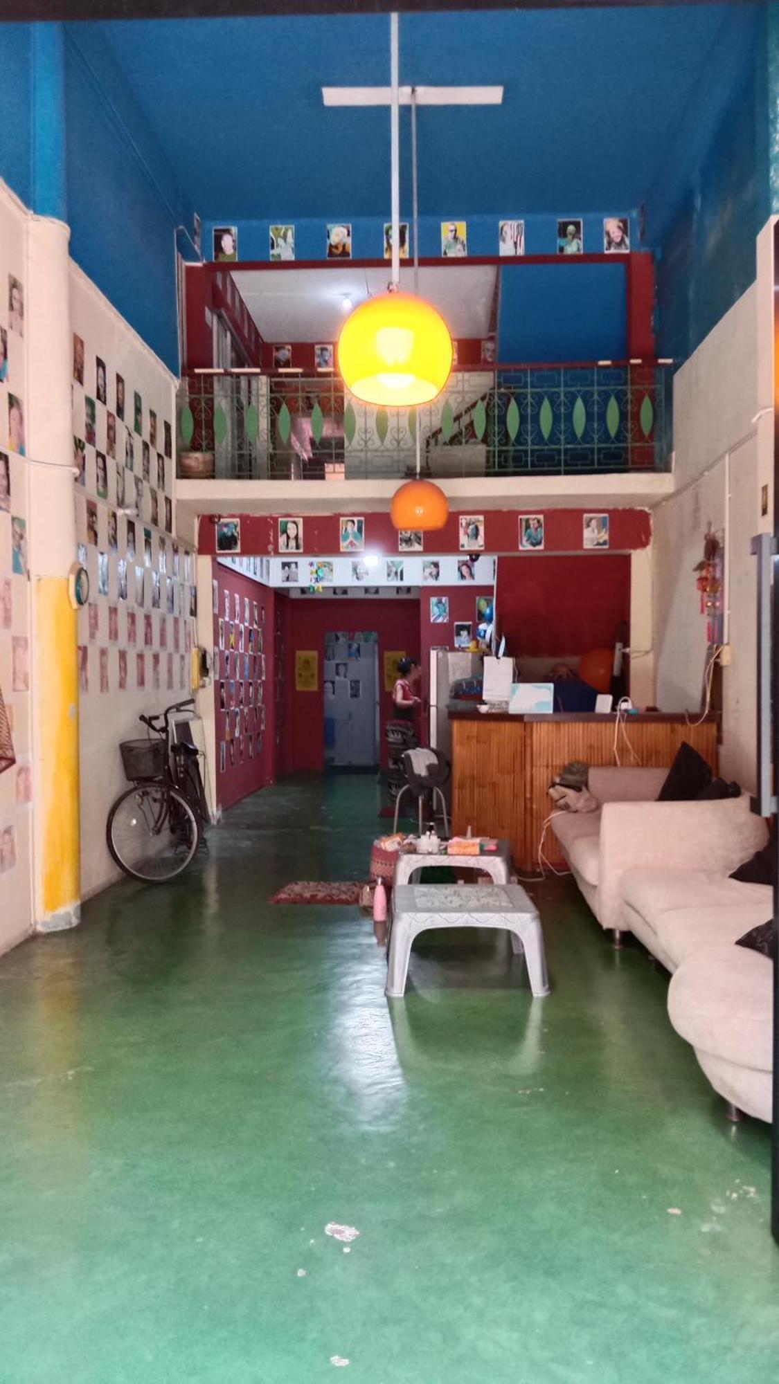 Banphe​ Hostel Exteriér fotografie